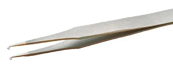 [SMD110] Brucelles SMD110 pour la manipulation de CMS